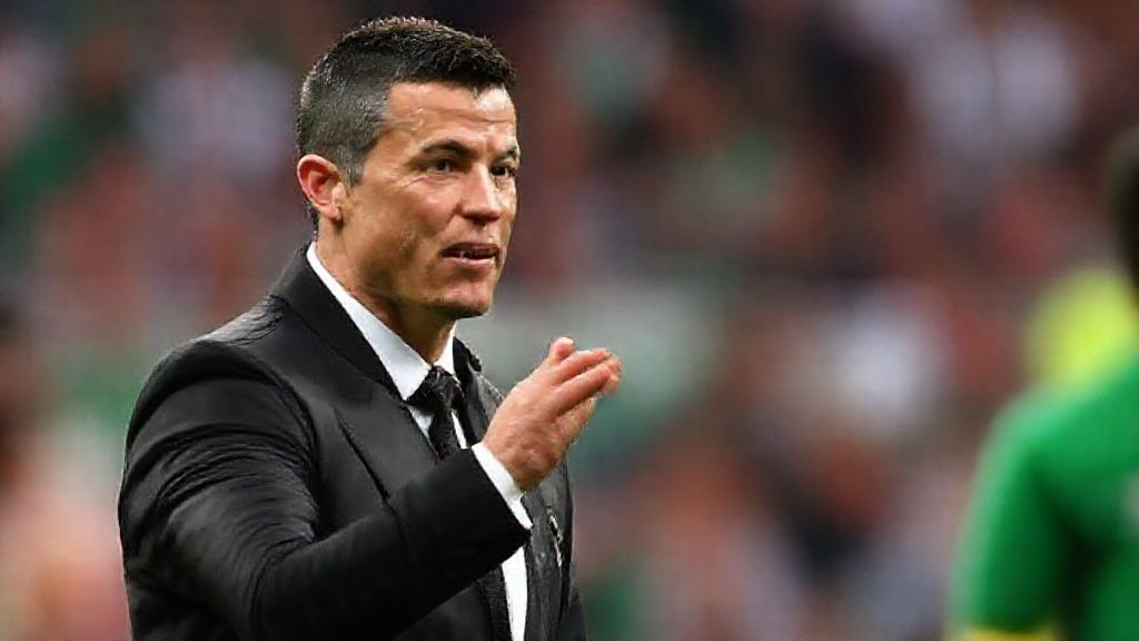 C罗国家队生涯首染红！葡萄牙0-2爱尔兰 五届金球先生恐遭三场禁赛